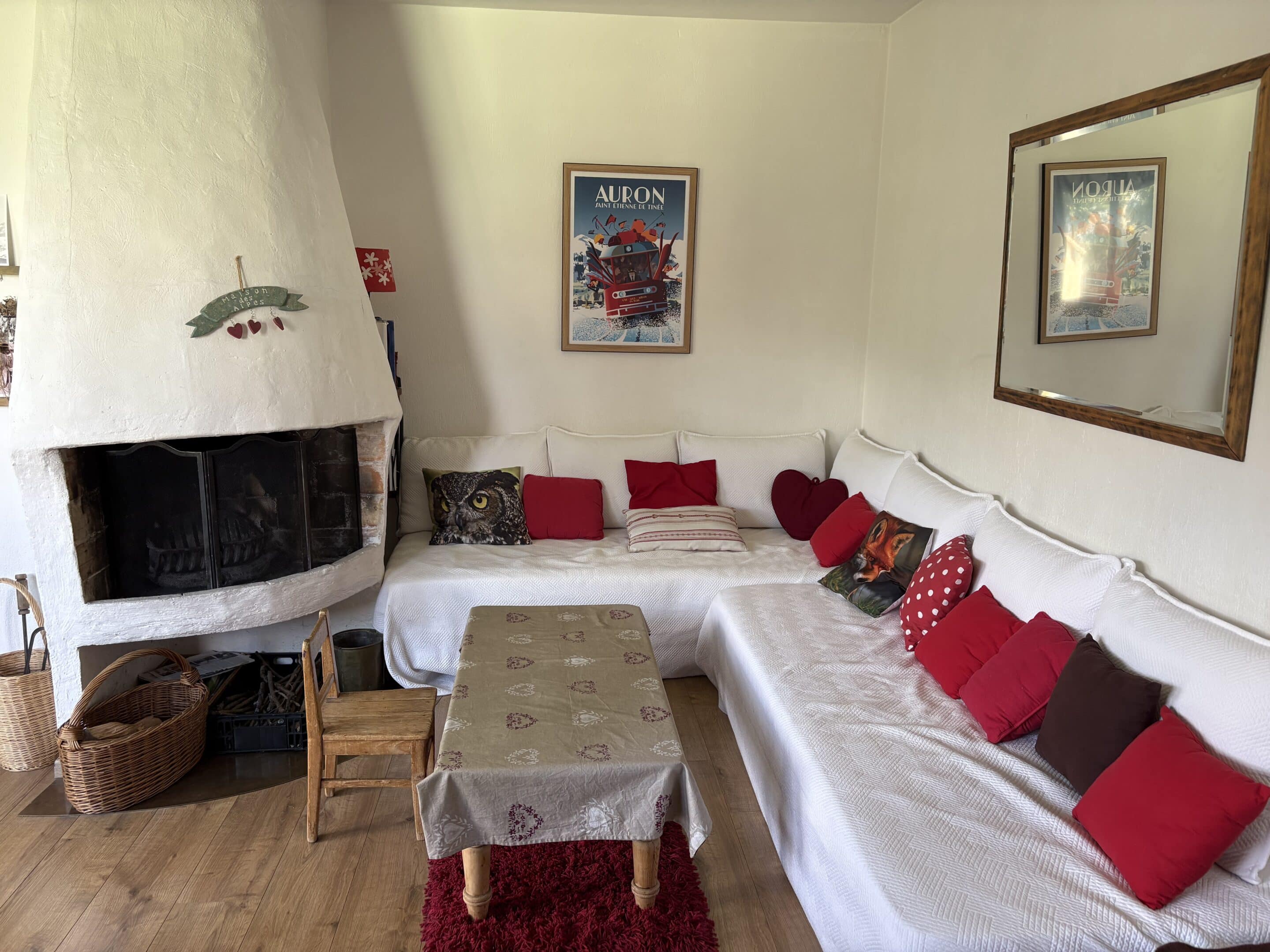 AURON SALON 2 – La Petite Troupe